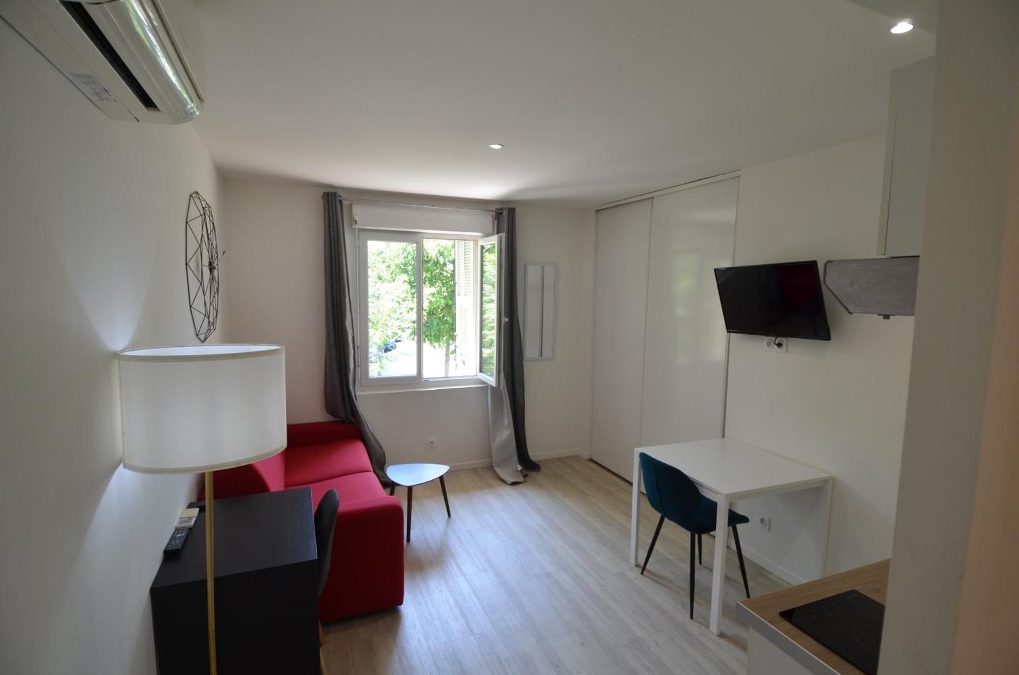 Cassin - Next To Tramway Line 2 Near Airport Apartment *