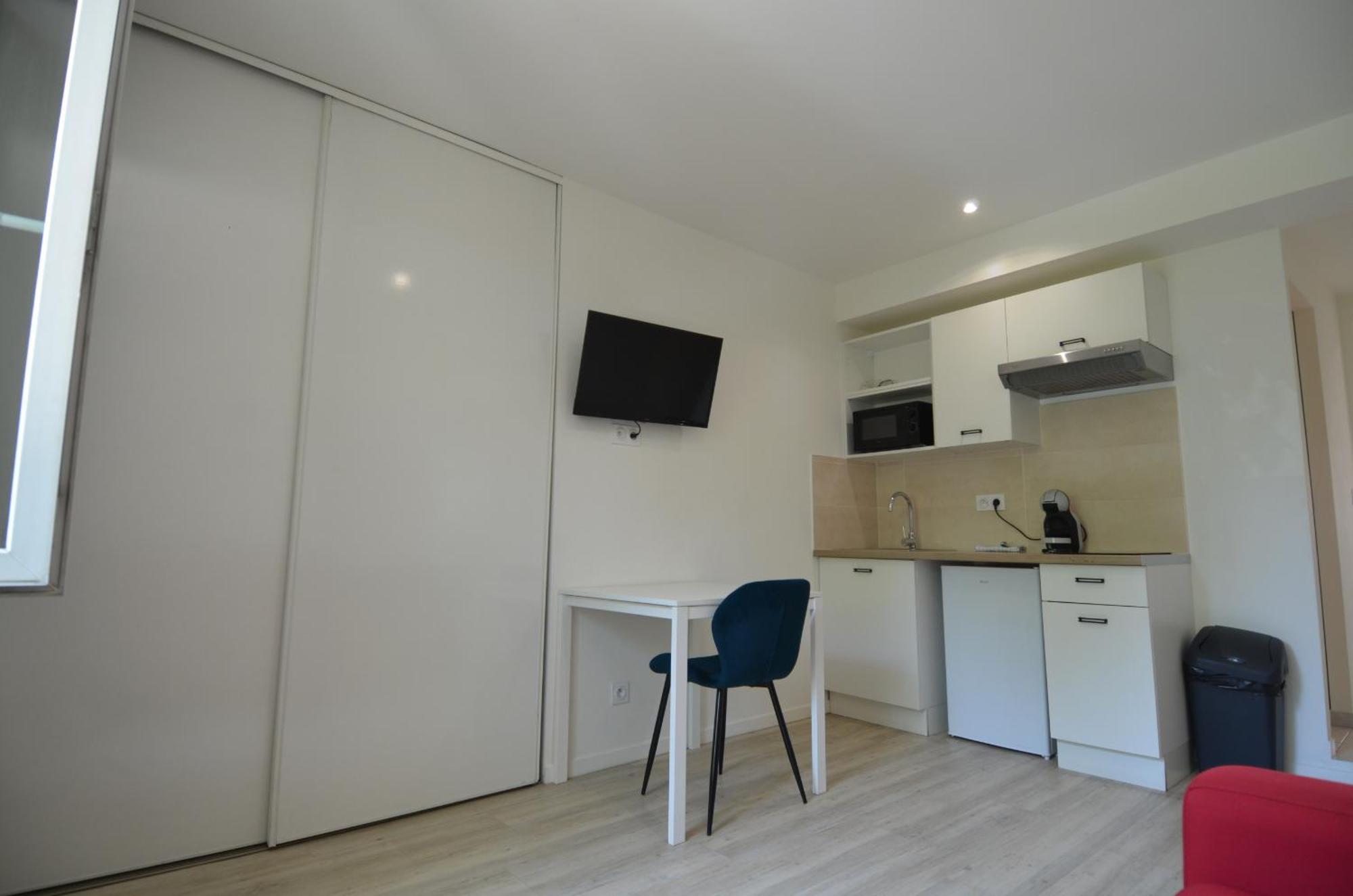 Cassin - Next To Tramway Line 2 Near Airport * Nice