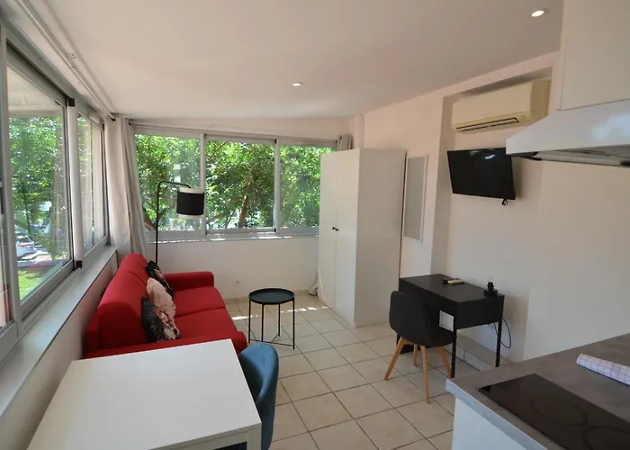 Studio Cassin - Next To Tramway Line 2 Near Airport