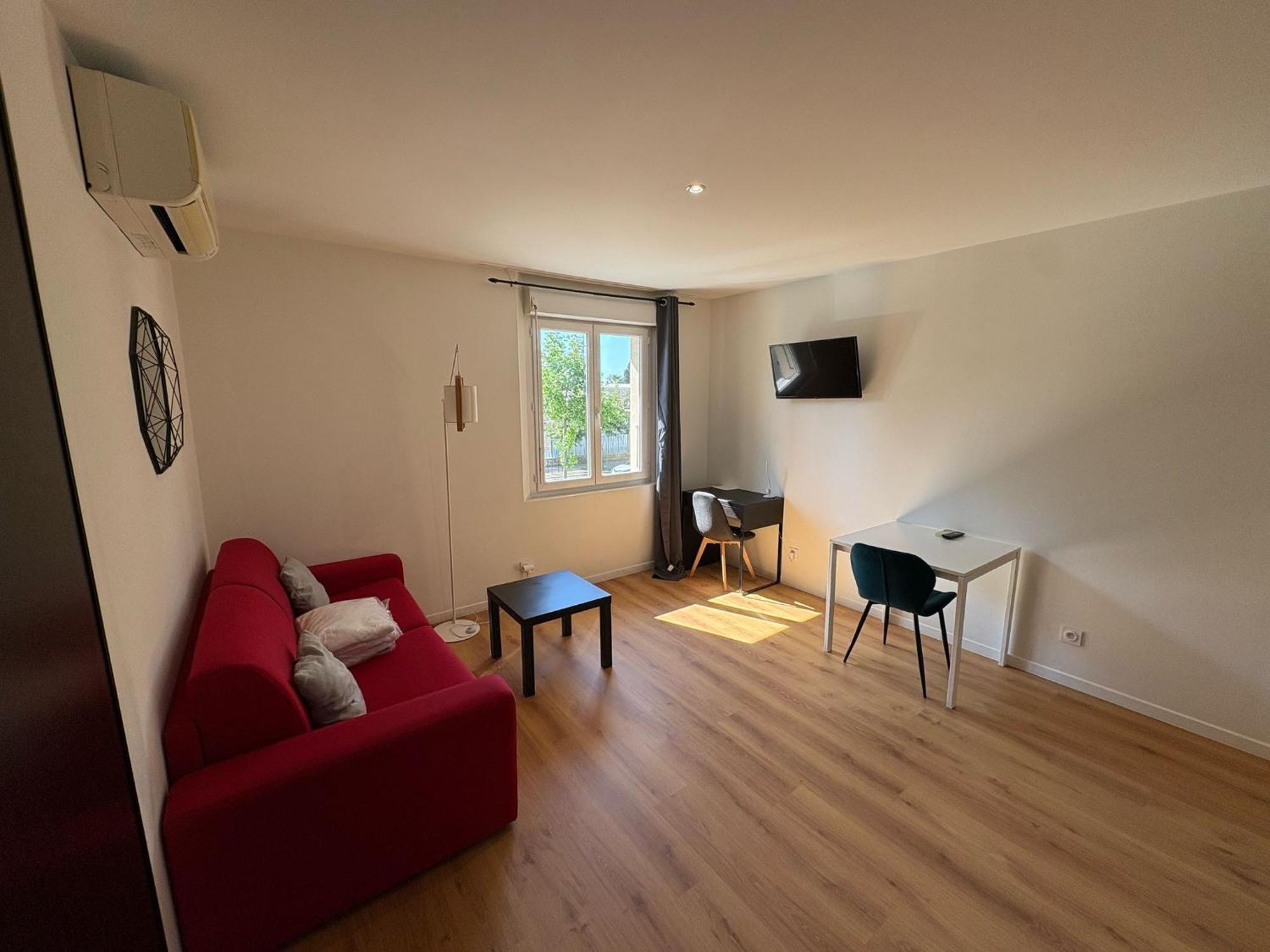 Cassin - Next To Tramway Line 2 Near Airport Appartement *