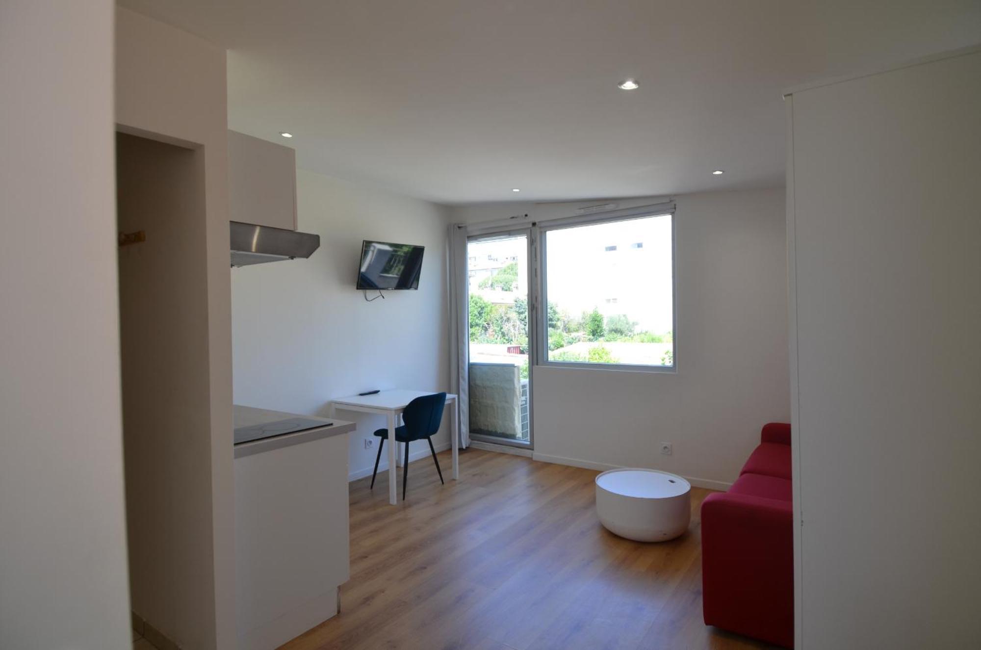 Appartement Cassin - Next To Tramway Line 2 Near Airport Nice