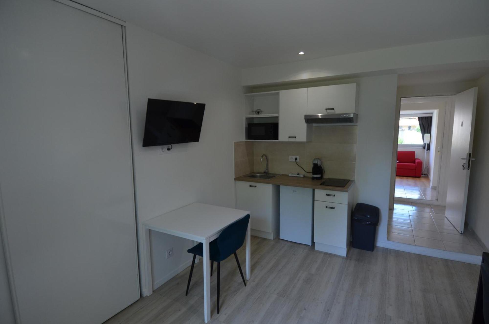 Appartement Cassin - Next To Tramway Line 2 Near Airport